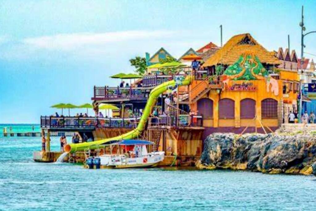 Villa La Rosa With Spectacular View Of أوشو ريوس المظهر الخارجي الصورة